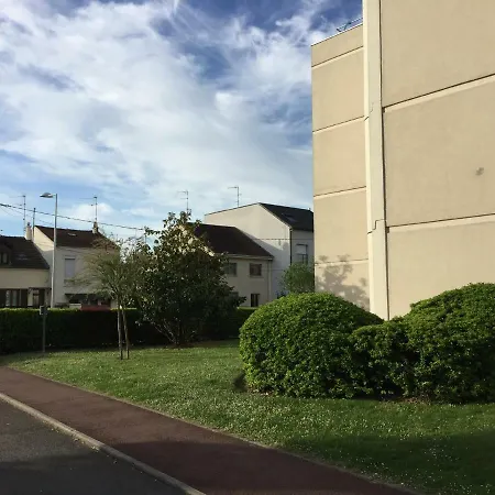 Chezclervie Nanterre City, Close To Paris La Defense U Arena Exterior foto