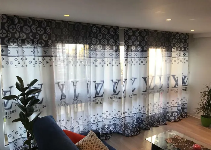 Chezclervie Nanterre City, Close To Paris La Defense U Arena