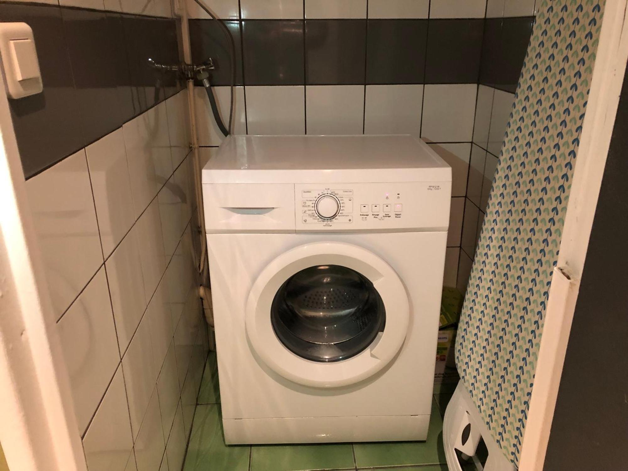 Chezclervie City, Close To Paris La Defense U Arena