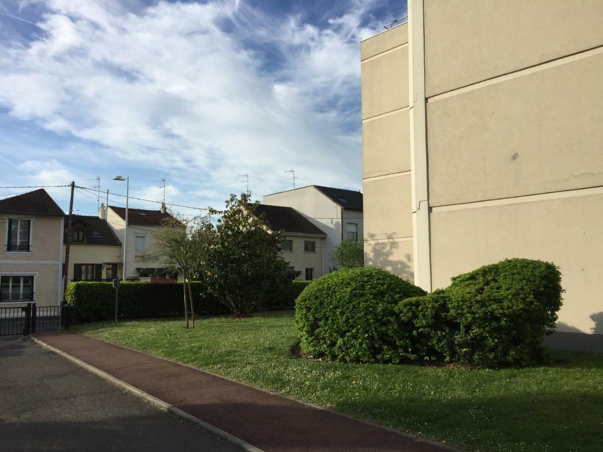 Apartment Chezclervie City, Close To Paris La Defense U Arena
