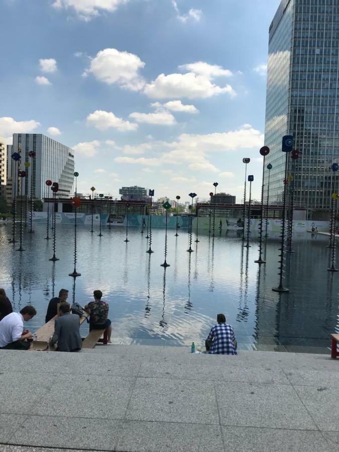 Chezclervie City, Close To Paris La Defense U Arena * Nanterre