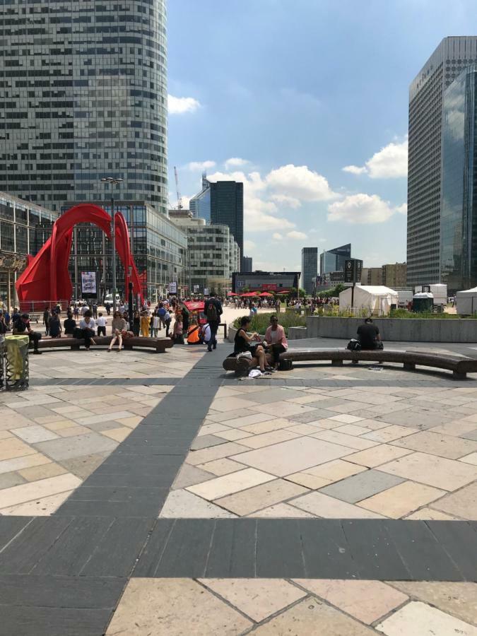 Chezclervie City, Close To Paris La Defense U Arena * Nanterre