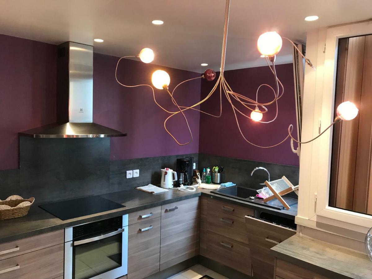 Chezclervie City, Close To Paris La Defense U Arena *